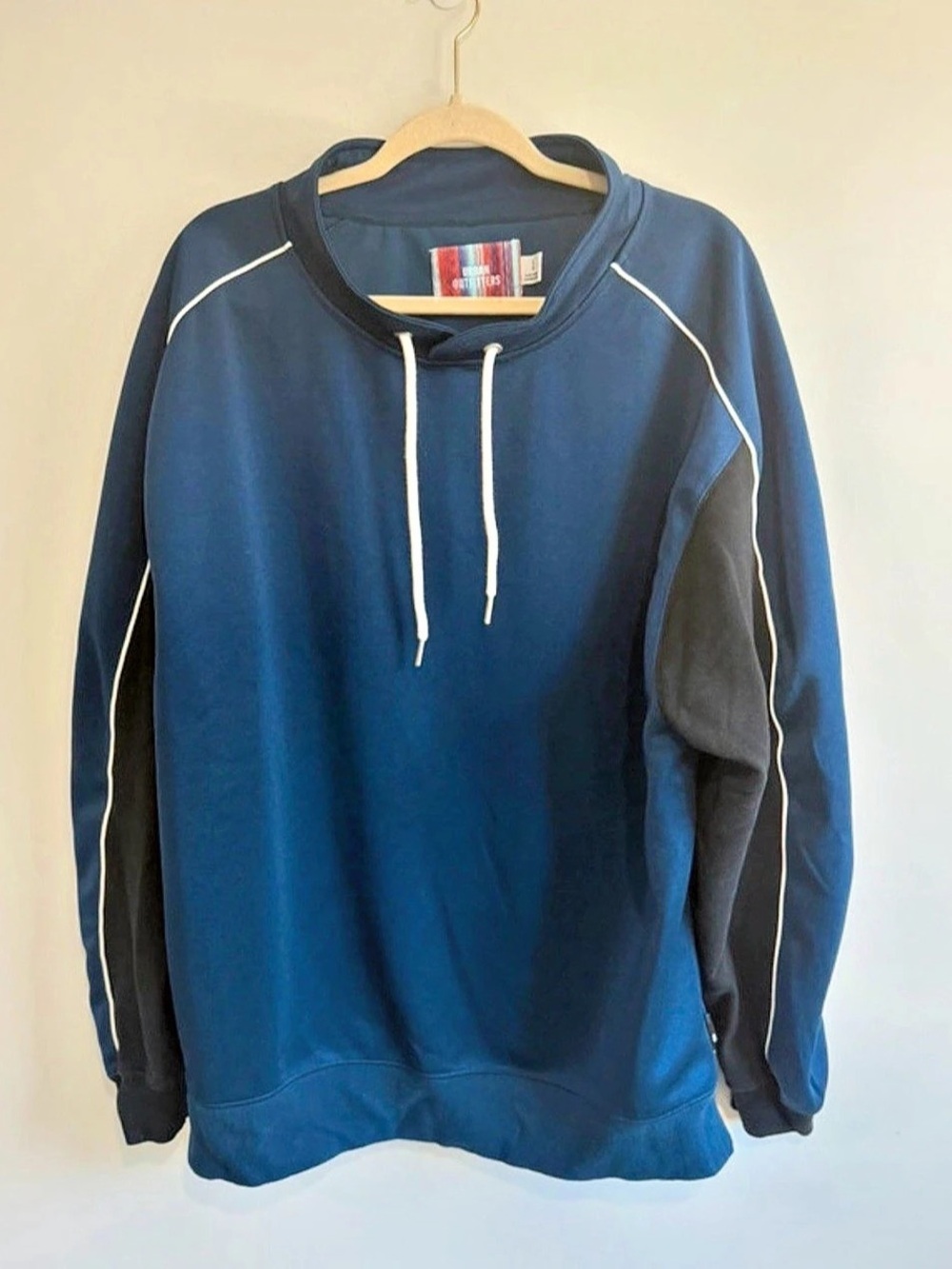 Urban Outfitters Colorblock Hoodie Size Medium Like New